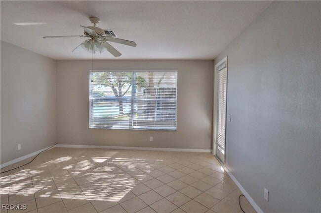 Building Photo - 3184 Antica St