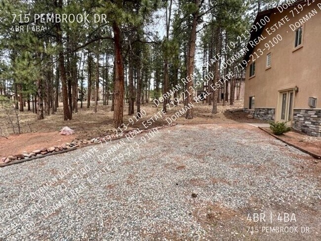 Building Photo - 715 Pembrook Dr
