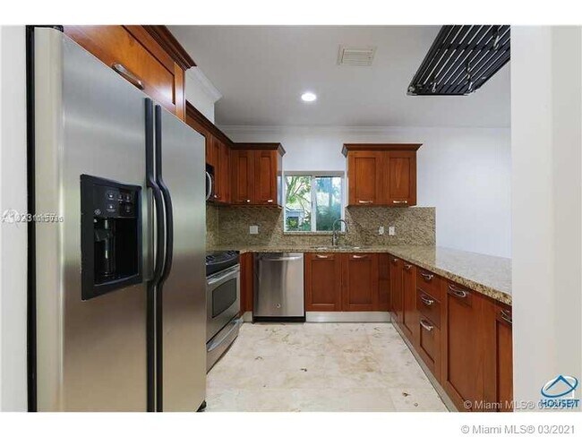 Building Photo - 3181 Matilda St