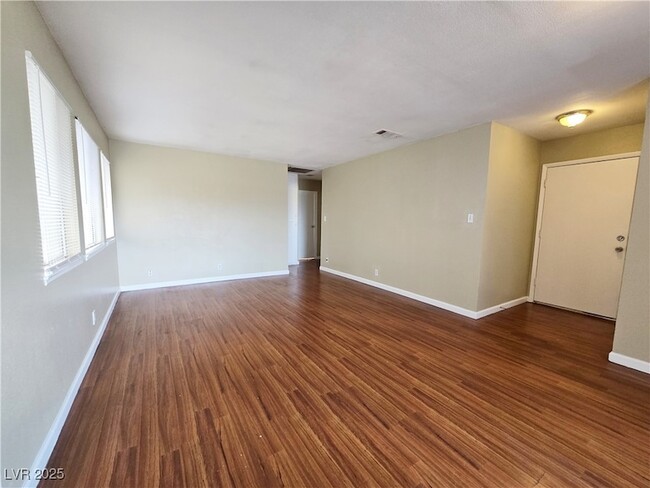 Building Photo - 5357 Del Gado Dr