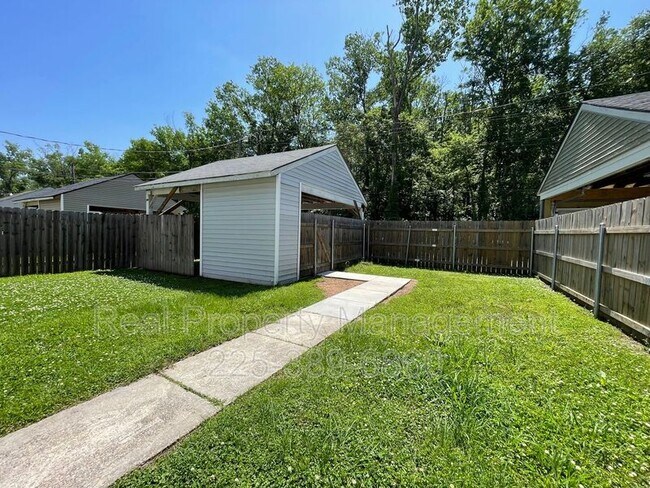 Building Photo - 1531 Lila St