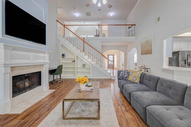 Building Photo - 1606 Barrington Hills Ln