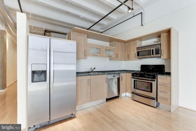 Building Photo - 1401 Church St NW