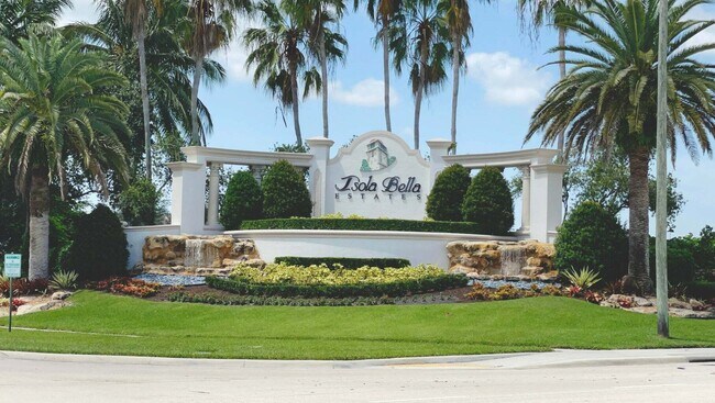 Building Photo - 9843 Vía Amati