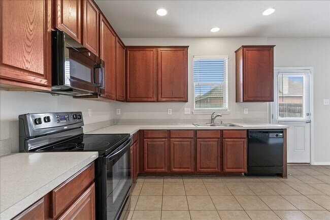 Building Photo - 8729 Noontide Dr