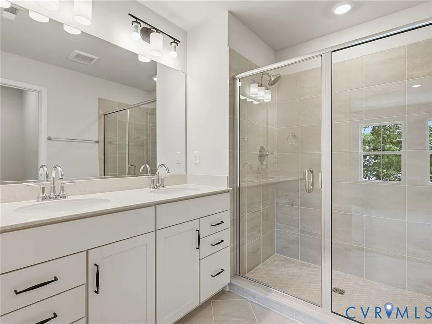 Building Photo - 13813 Riverlight Dr