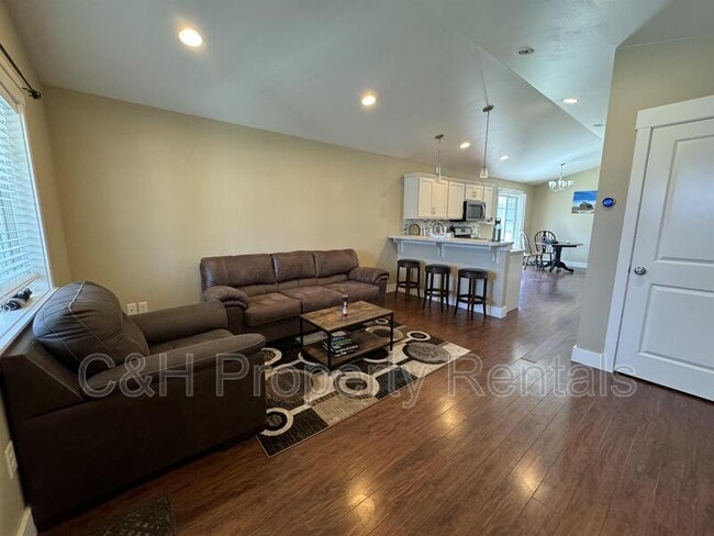 Building Photo - 1842 Stony Meadow Ln
