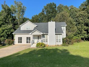 Building Photo - 81 Abbottsford Drive