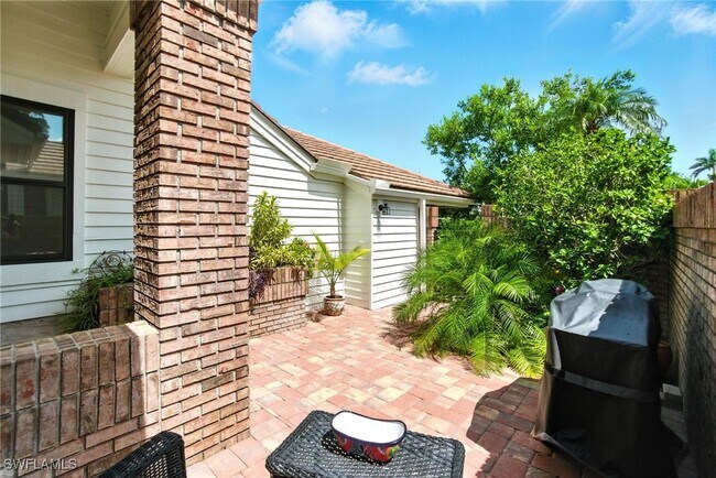Building Photo - 4028 Crayton Rd