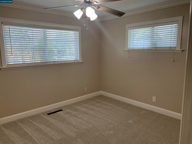 Building Photo - 1608 Claycord Ave