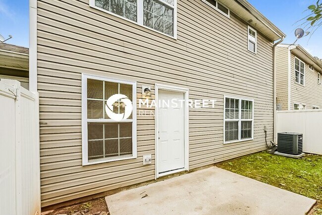 Building Photo - 3 Bedroom Pet-Friendly Home in McDonough, GA with Main Street Renewal