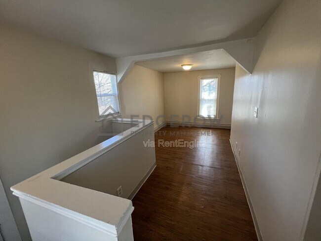 Building Photo - 1220 Hamilton Ave NW