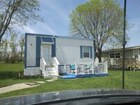 Building Photo - 625 Beck Ave