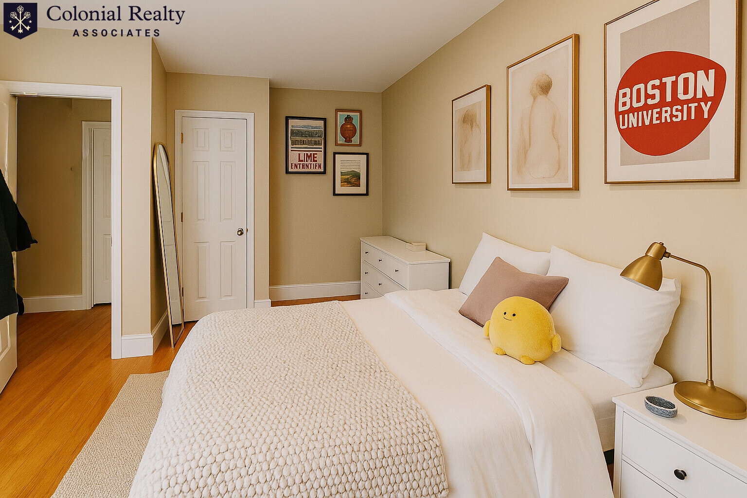 Building Photo - 326 St Paul St