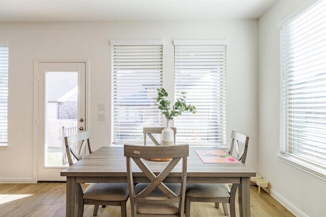 Building Photo - 317 Langhorne Bnd