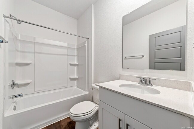 Building Photo - Like New 4 Bedroom Home in Corley Farms with First Floor Primary and Game Room