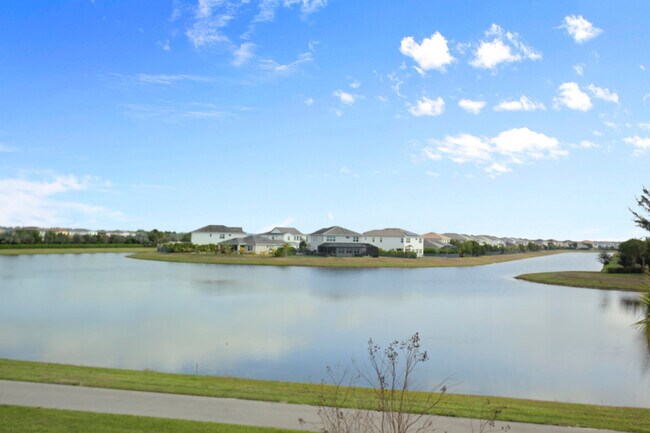 Building Photo - 4616 Longwood Lk Sq