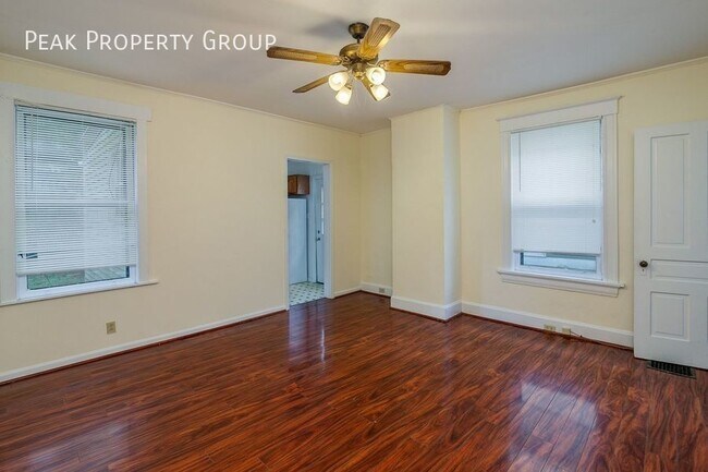 Building Photo - 3012 Marshall Ave
