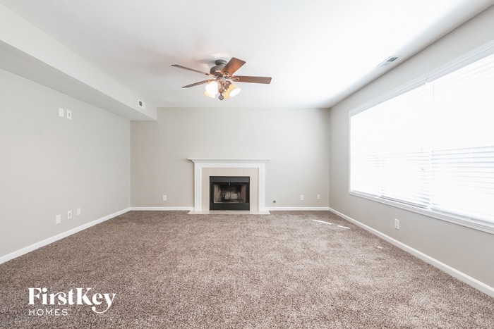 Building Photo - 7203 Tresa Dr