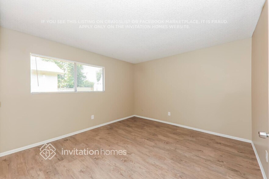 Building Photo - 12761 Harlow Ave