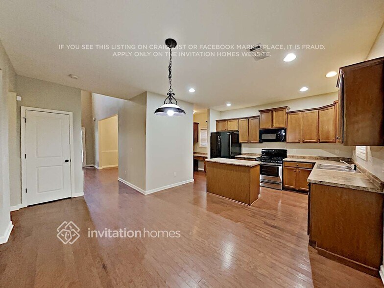 Building Photo - 533 Winder Trail