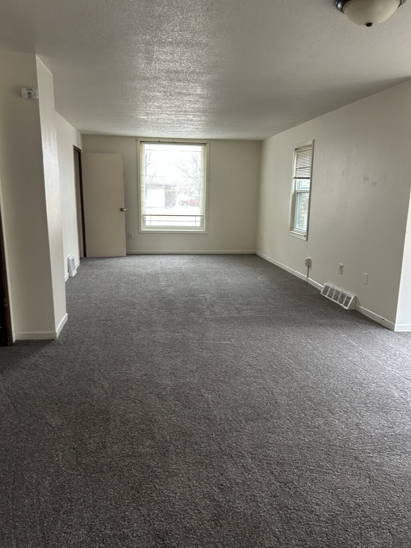 Building Photo - 701 9th Ave N