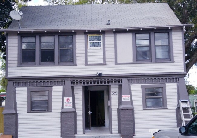 Building Photo - 549 Mulberry St