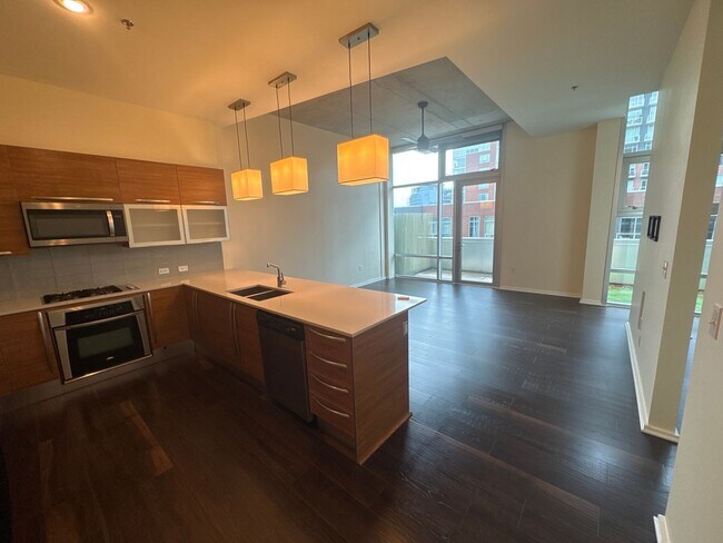 Building Photo - ? Special Offer: Apply and be approved by December 27, 2025, and receive ½ off the first month’s ...