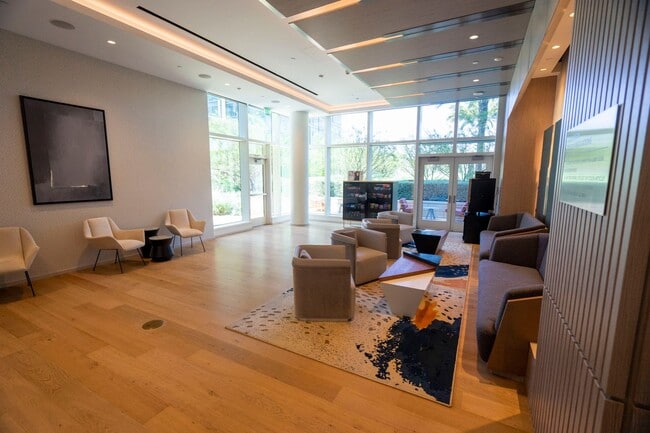Building Photo - Spacious Studio Available Now!