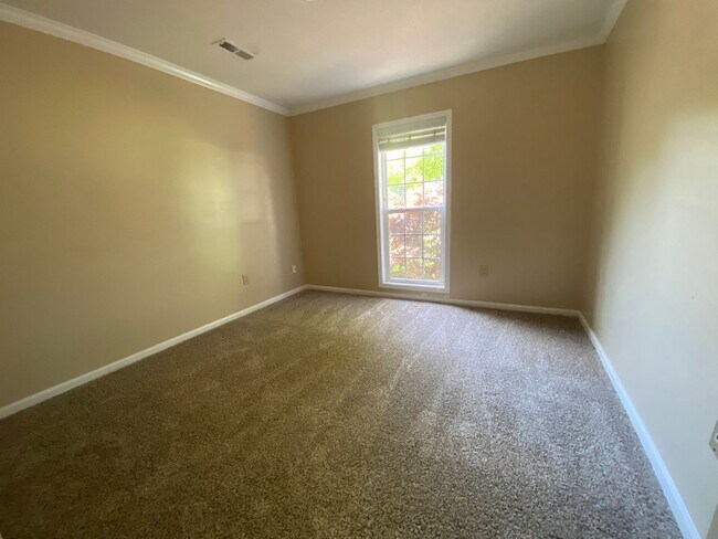 Building Photo - 4310 Oneal Place