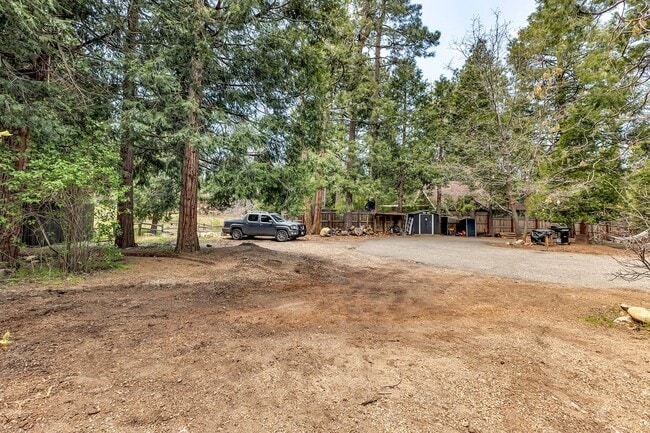 Building Photo - 54105 S Circle Dr