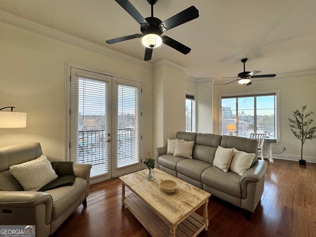 Building Photo - 2277 Peachtree Rd NE