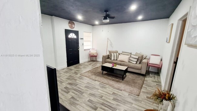 Building Photo - 88 NE 68th Terrace