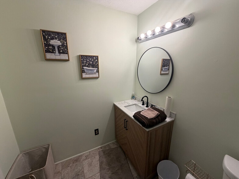 Building Photo - 1399 Austin Rd