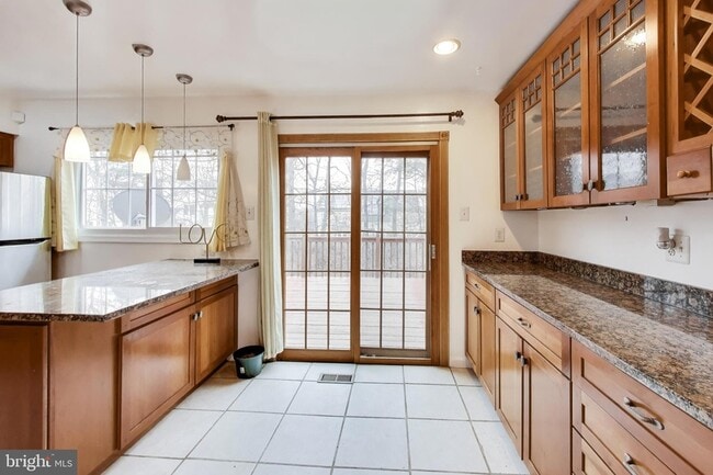 Building Photo - 14100 Oakpointe Dr