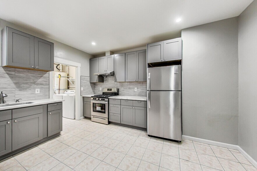 Building Photo - 5134 3rd St
