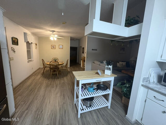 Building Photo - 932 Chula Ct