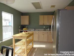 Building Photo - 8 Badgers Hills