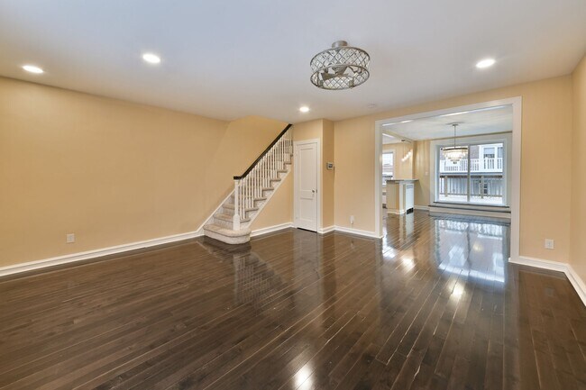 Building Photo - Beautifully Renovated 3 Bedroom Home Now Available For Rent in Cedarbrook!!!