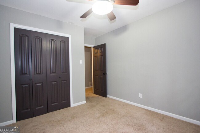 Building Photo - 2974 McGlynn Ct