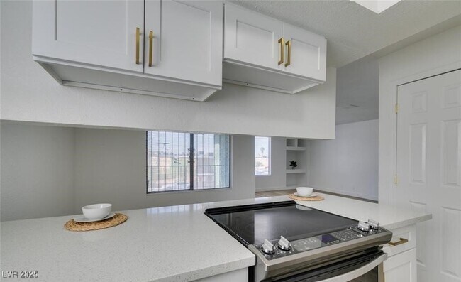 Building Photo - 6932 Kilgore Dr