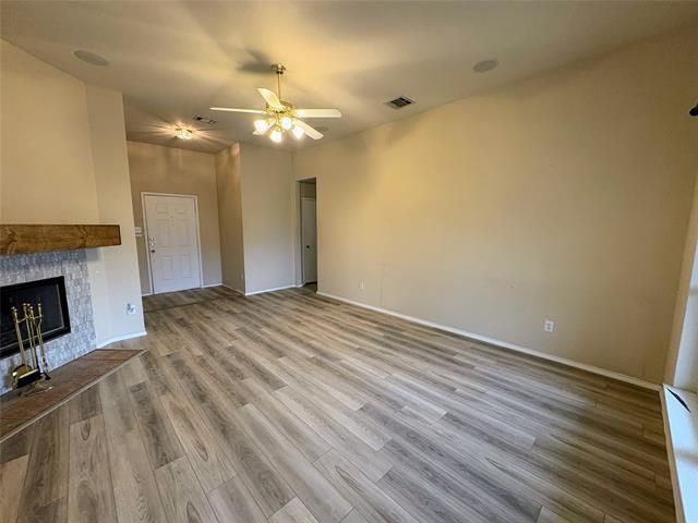 Building Photo - 913 Tourmalin Dr