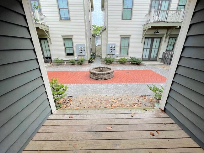 Building Photo - 2 BED | 2 BATH | DIXON PARK