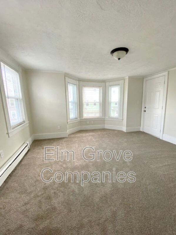 Building Photo - 56 Pennacook St