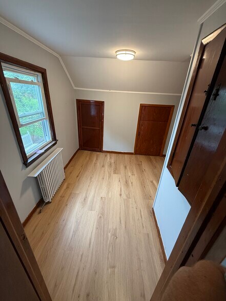 Building Photo - 912 McKinley St