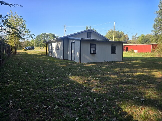 Building Photo - 9873 AR-352