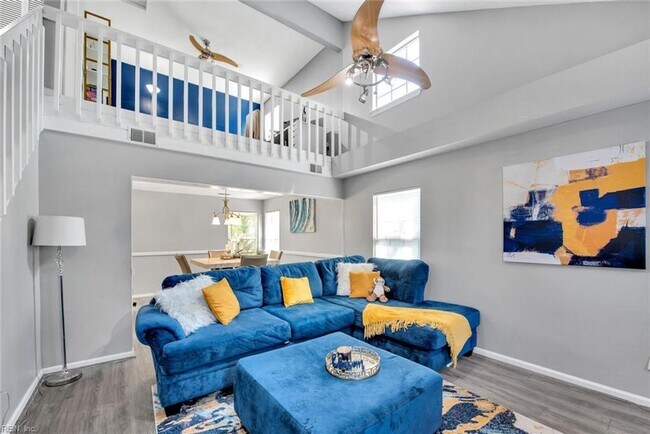 Building Photo - Beautiful 3-bed 2-bath Townhome