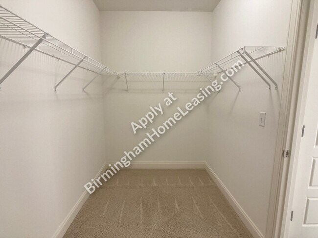 Building Photo - 4028 Laura Ln