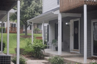 Building Photo - 404 Village Creek Dr