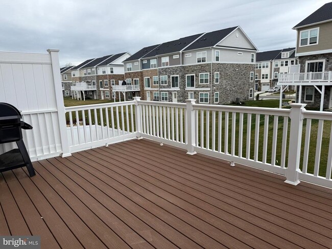 Building Photo - 11075 Corvin Pl